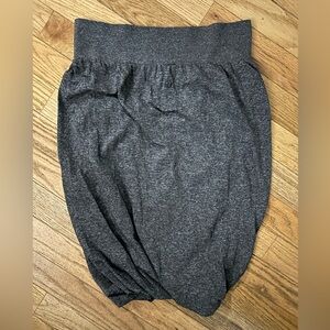 Lululemon boulevard bliss skirt grey size 6